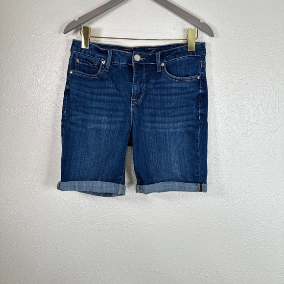 Seven7 Pants - Seven sunset Bermuda roll up denim jorts shorts size 8